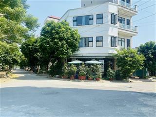 Bán nhà dịch vụ 3 tầng lô góc, phân lô vỉa hè, giá 16,9 tỷ, 50m2, view đẹp.