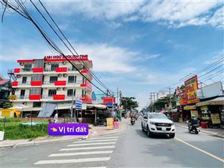 Bán lô đất mặt tiền nguyễn văn tăng quận 9,hcm . lô 2 mặt tiền ngang 10m2 dt 264m2 giá 41 tỷ tl.
