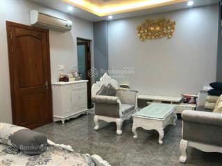 Biệt thự phố ngang gần 6m  siêu hiếm tại quận 7 với chỉ 11 tỷ