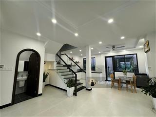 Cho thuê nhà phố vườn 90m2  full nội thất, tiện nghi  phân khu aquaria hướng nam