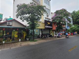 Siêu phẩm kinh doanh, vỉa hè rộng, phố trung kính, 100m2x5t, mt 4.5m. chỉ hơn 37 tỷ