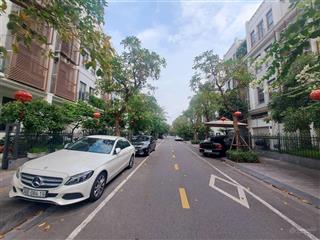 Siêu phẩm nhà liền kề khuất duy tiến lê văn lương