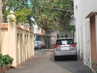 Nhà đẹp p8, tân bìnhgần lý thường kiệtgiáp q10xe hơi ngủ nhà52m4tầng(4x13m)nhỉnh 8tỷ