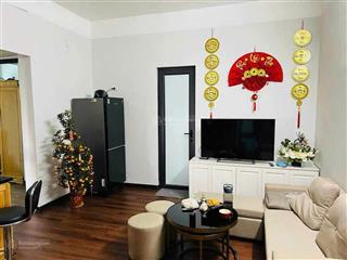 Bán căn hoa hậu kim văn kim lũ, 2,4 tỷ, 53m2, 2pn, 2vs, hàng hot, nhà đầy đủ nội thất