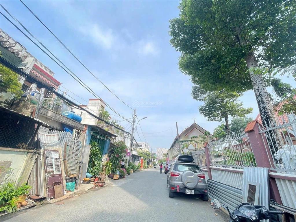 Siêu thơm đất mặt tiền đường 17 linh đông, chợ tam hà. sát bên nhà thờ thánh khang, xây dựng 1t3l