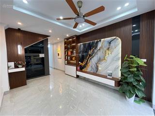 Ô tô tránh kinh doanh thang máy tương lai dạng ngời