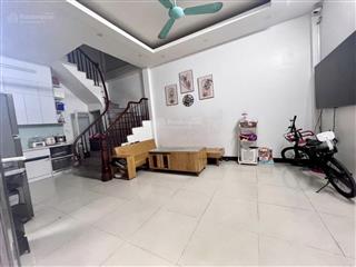 Bán nhà gần hồ triều khúc, 30m2 5tầng, mặt tiền 6.6m, ngõ thông, gần ô tô, 6.75 tỷ (ctl).