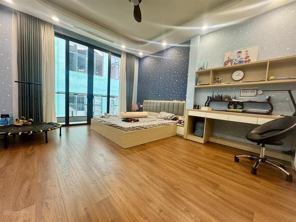 Biệt thự việt hưng ô tô tránh kinh doanh đỉnh, thang máy, sd 500m2, nội thất sang xịn, 29,5 tỷ