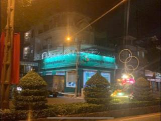 Biệt thự trung tâm q11.cần người thiện chí
