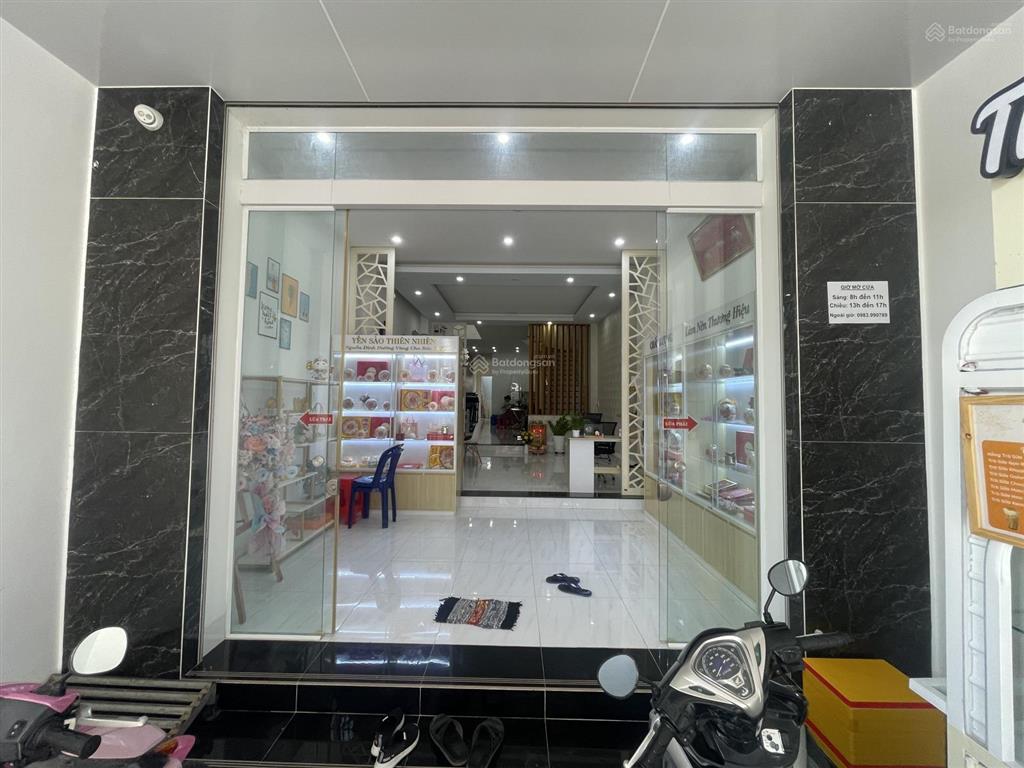 Chính chủ chuyển nơi ở về tp hcm. cần bán gấp nhà 1 trệt 3 lầu tại tp bạc liêu. giá 5 tỷ 7
