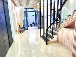 Nhà 3 tầng trần cao vân giá chỉ hơn 5 tỷ. ngang 4m x 12.5m. nở hậu