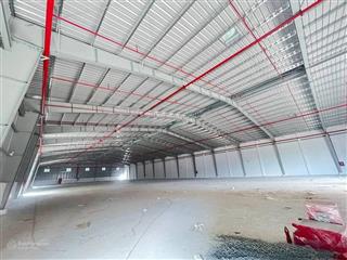 Cho thuê 4000m2 xưởng mới xây, có pccc mới giá chỉ 35k/m2 kcn phú tài