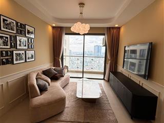Cho thuê cc 2pn, 2wc, 92m2 tại the gold view, đẹp xuất sắc chỉ với 18 triệu, q4, hcm