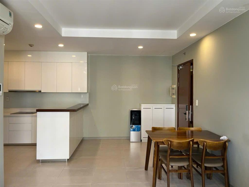 Cho thuê cc 1pn, 1wc, 56m2 tại the gold view, đẹp xuất sắc chỉ với 15 triệu, q4, hcm