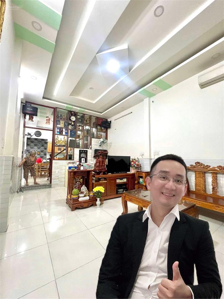 Gấp bán nhà đẹp giáp aeon tân phú