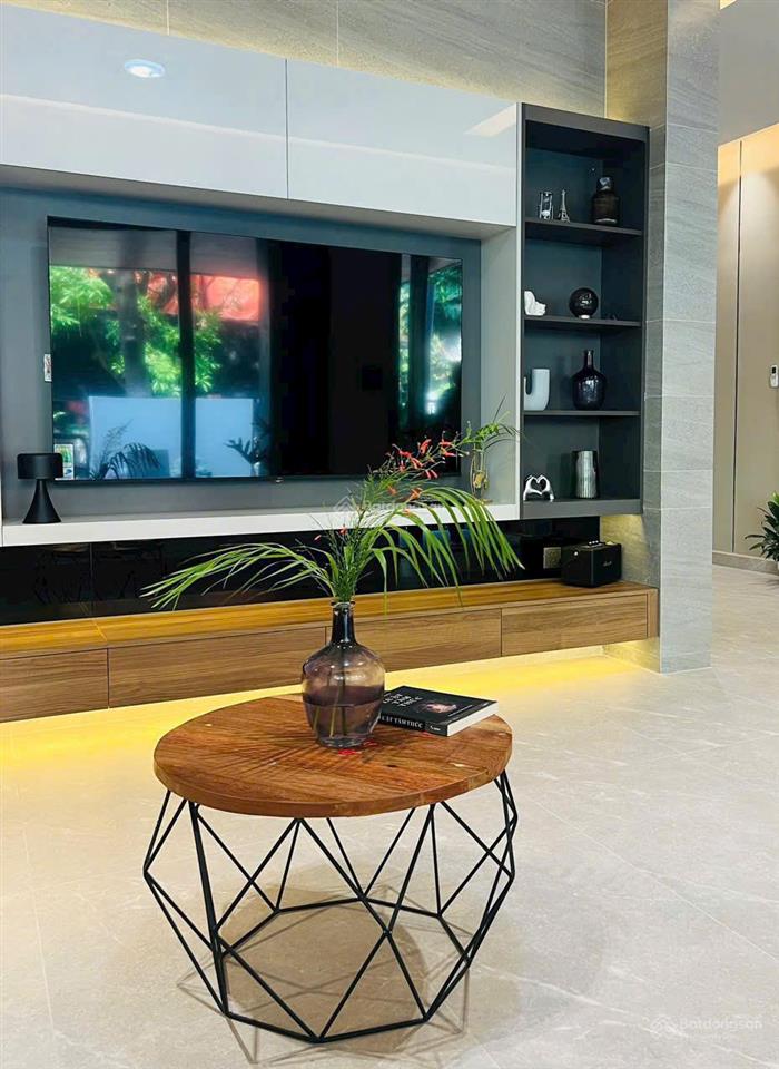 Bán biệt thự hưng tháipmh, q7, hcm (7m*18m).nội thất đẹp, hiện đại. giá chỉ 38 tỷ.  0981 934 ***