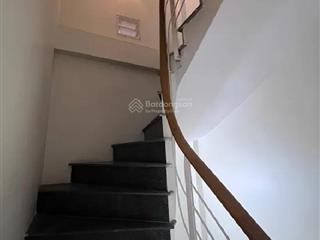 Bán căn nhà đẹp tại vĩnh phúc, lô góc, 25m2x5 tầng, 3 ngủ, ngõ nông. 5.12 tỷ