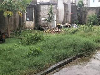 Bán đất sát chợ hữu văn thị trấn chúc sơn oto đỗ cửa.