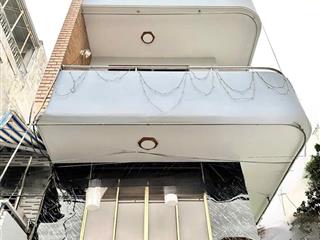 BÁN NHÀ Q10- MẶT TIỀN NGAY CHỢ NGUYỄN TRI PHƯƠNG- 5 TẦNG Ở NGAY: NHỈNH 10 TỶ. Mr Vũ: 0933