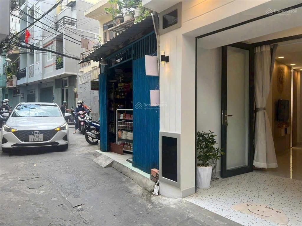 Bán nhanh nhà phố 2 tầng mới xây. ngày ngã tư phú nhuận, gía chỉ 4,35 tỷ