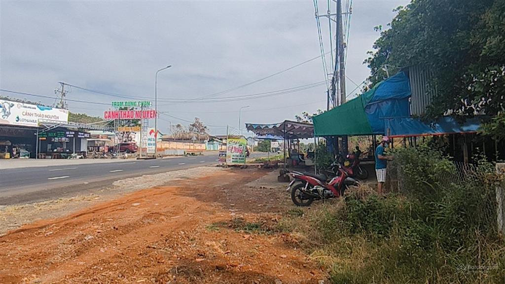 Siêu hiếm  đất mặt tiền 45m * 171m, đối diện trạm dừng, quốc lộ 20, định quán, đồng nai
