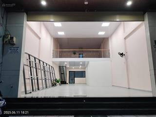 Bán nhà mặt tiền thị trấn hóc môn chính chủ 162m2, 2 tầng, 15 tỷ
