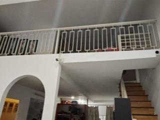 Bán nhà khu phố ngân hàng 178m2 2 lầu thị trấn hóc môn 18tỷ999