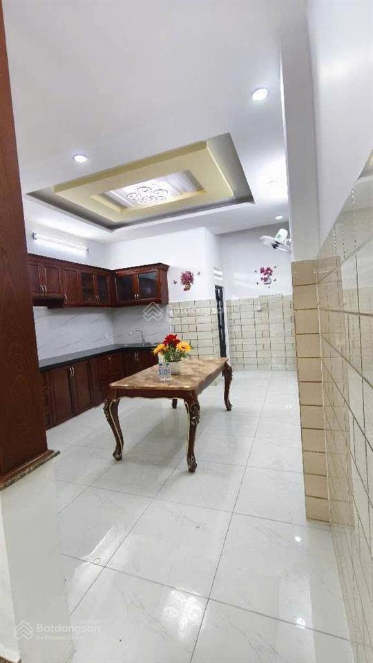 Bán gấp nhà 3 tầng btct  đường 6m 64m2, 4pn  6,29 tỷ tại hương lộ 2,  giá siêu hời