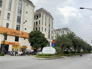 Dịch vụ vạn phúc  50m2 chỉ hơn 9tỷ còn bớt thêm
phân lô vỉa hè, vừa ở vừa kinh doanh