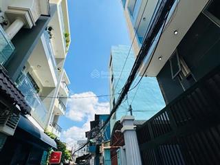 Bán đất tặng nhà, lô đất vàng trung tâm quận 7, cách lotte mart 500m, diện tích 180m2