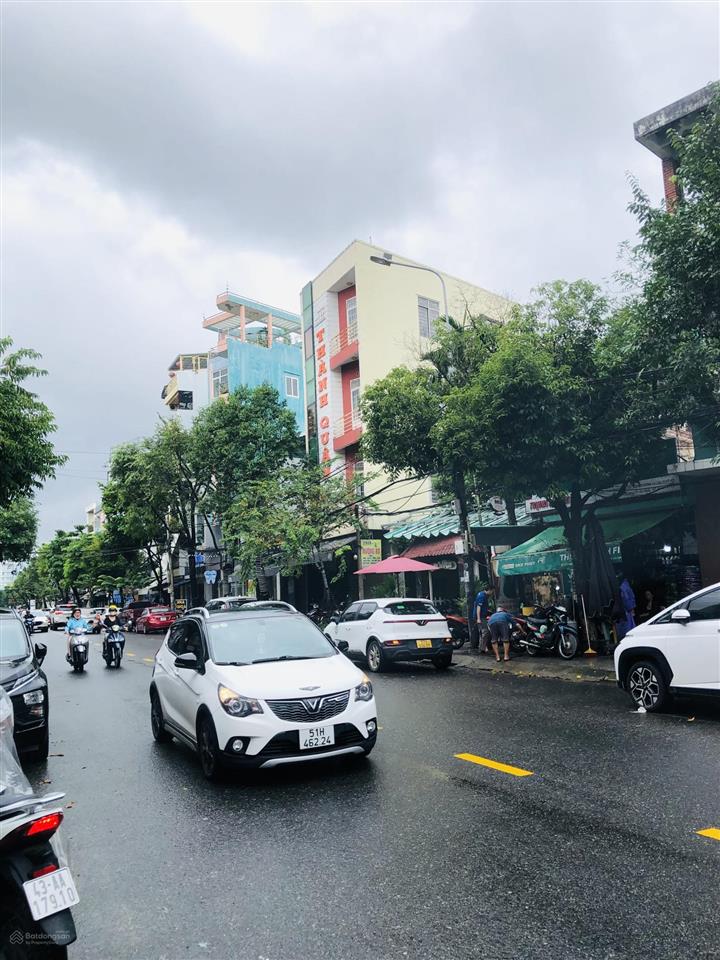Chủ cần bán gấp mặt tiền đường 10,5m lề 4m nguyễn tri phương, hải châu kinh doanh quá đỉnh.