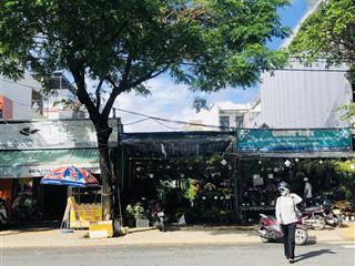 Chính chủ cần bán gấp căn nhà cấp 4 kiệt ô tô ngủ trong nhà với diện tích lớn 106m2 ngang 5,7m.