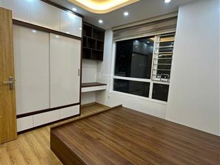 Cần bán gấp căn hộ chung cư 2pn  130m2 tòa 34t hoàng đạo thúy.  0944 928 ***