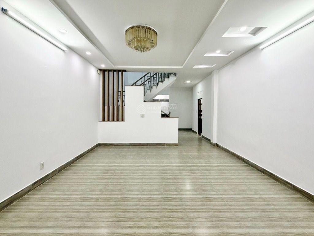 Nguyễn kiệm 92m2. đường oto giá nhỉnh 12tỷ thương lượng. giá thấp nhất khu vực