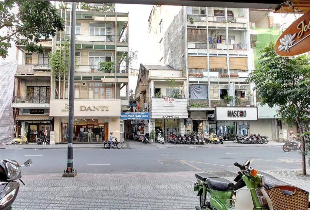 Cần bán gấp giá rẻ, nhà mặt tiền lý tự trọng, bến thành, q1, 4mx17m, 4 tầng, hđt 80tr/tháng