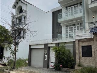 Bán biệt thự 168m2 (7mx24m) khu dân cư yên tĩnh. đường vào 20m, đối diện công viên, gần chợ.