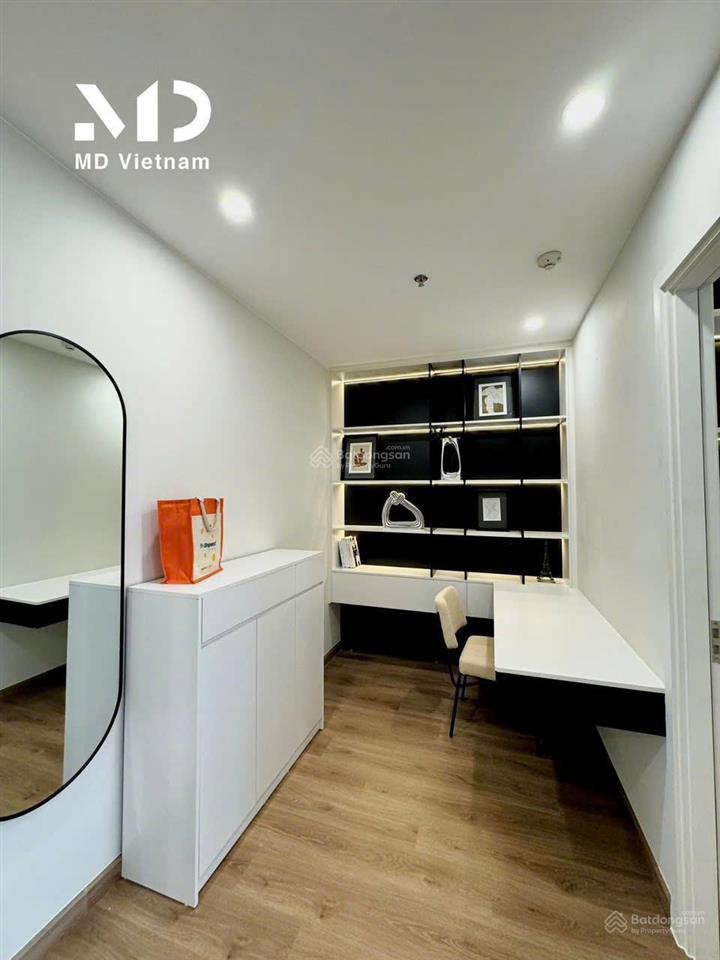 Chính chủ bán nhanh căn 1n + tòa g2 43m2, giá 3,45 tỷ.  0972 953 ***