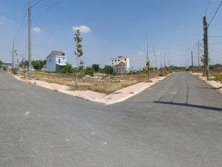Bán mãnh đất 2 năm tiền ngay trung tâm thị trấn cần đước long an