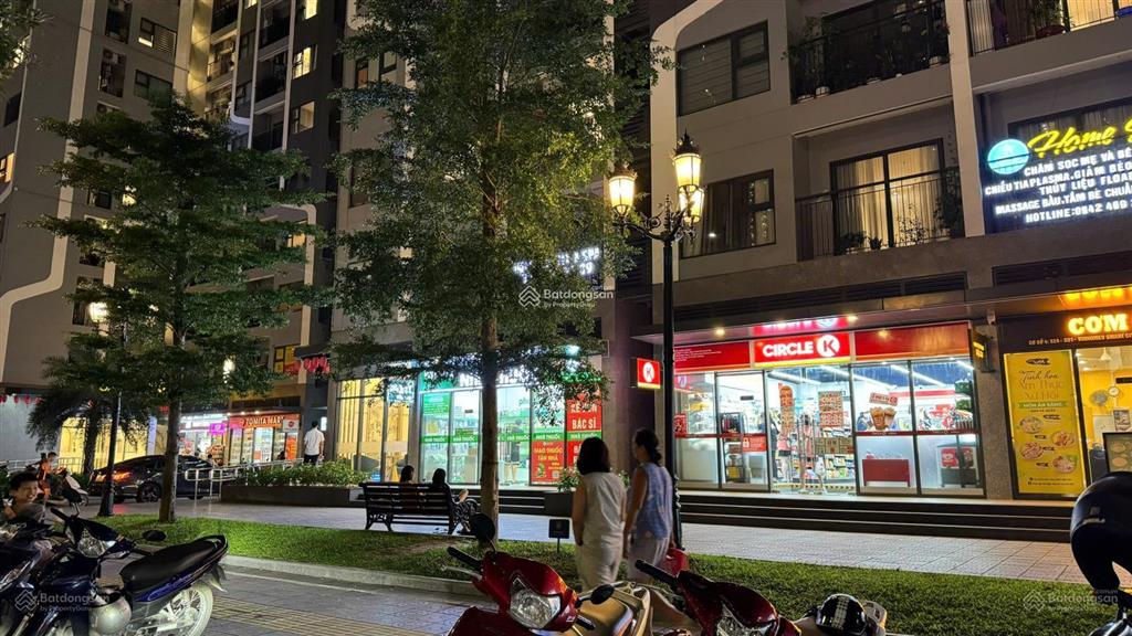 Hàng hiếm bán shop mặt sảnh 65m2 view nội khu chân tòa g5& g6 imperia sola park giá từ 18xtr/m2