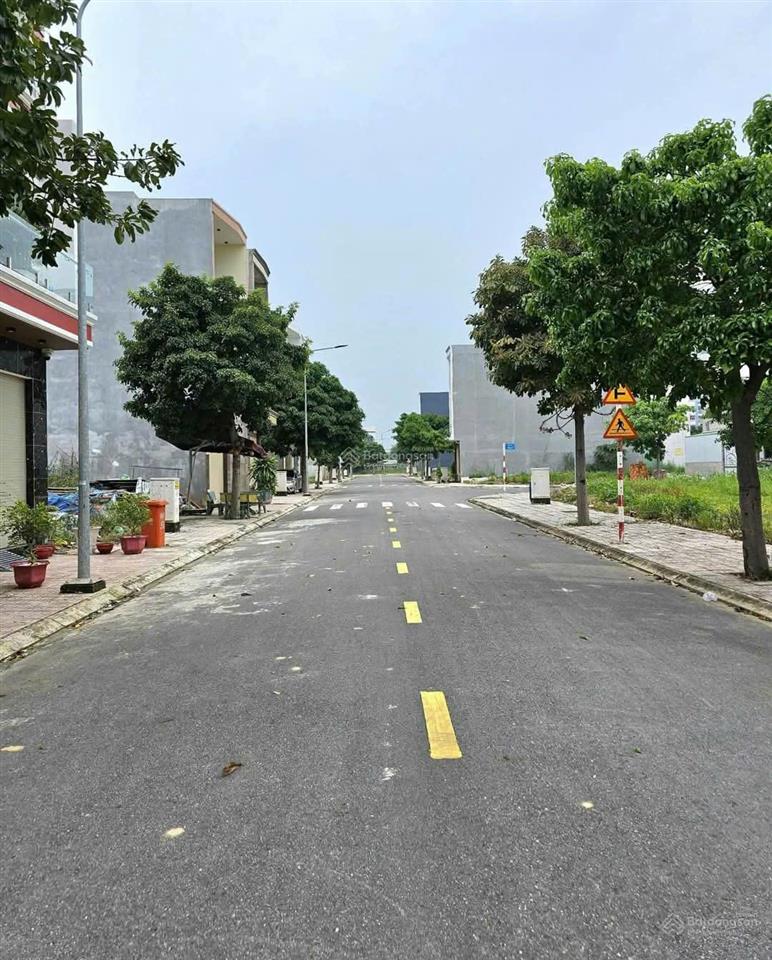 Đất trong kcn mua đầu tư cho thuê mặt bằng, dt 150m2/890tr đ. hoà bình, kế bên kcn vsip 2