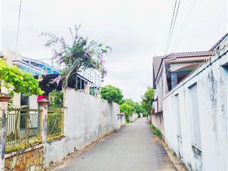 Bán lô đất sẵn thổ cư đối diện trường học 200m2 giá 460 triệu shr. gọi số 0782 903 ***