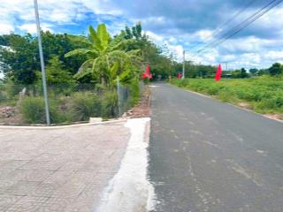 Đất thổ cư nở hậu dt 848,1m2, đường nhựa, dân cư đông tại bình dương. gọi 0782 903 ***