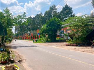 Bán gấp đất tphcm, mới 588,6m2, nằm ngay mặt tiền đường huyện, sát tthc.