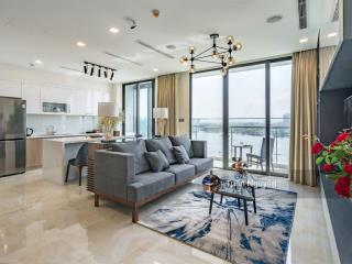 Bán gấp ch 3pn vinhomes golden river diện tích 118m2, view sông, giá 28 tỷ (tl)  0903 147 ***