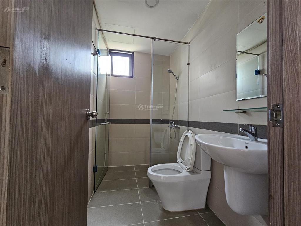Bán căn hộ hoàng quốc việt quận 7, dt thông thủy 67m2, 2pn2wc, giá bán 3,68 tỷ, sổ hồng chính chủ