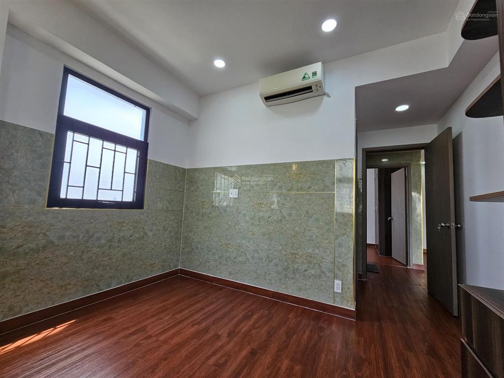 Bán căn hộ hoàng quốc việt quận 7, dt thông thủy 67m2, 2pn2wc, giá bán 3,68 tỷ, sổ hồng chính chủ