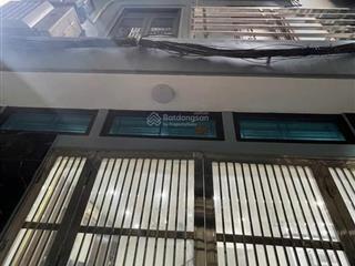 Bán nhà khương đình, 36/70m2, 5 tầng, mặt tiền 6m giá 7.65 tỷ. nhà dân xây, 3 thoáng, full nội thất