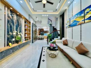 Căn nhà đẹp 58.5m2 ngay nguyễn thái sơn, gò vấp. giá 2 tỷ 990. tiện mua ở hoặc kinh doanh