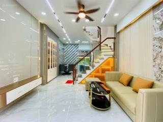 Bán nhanh căn nhà hẻm 1/ 50.4m2 ngay lê văn sỹ, phú nhuận. tiện mua ở hoặc cho thuê