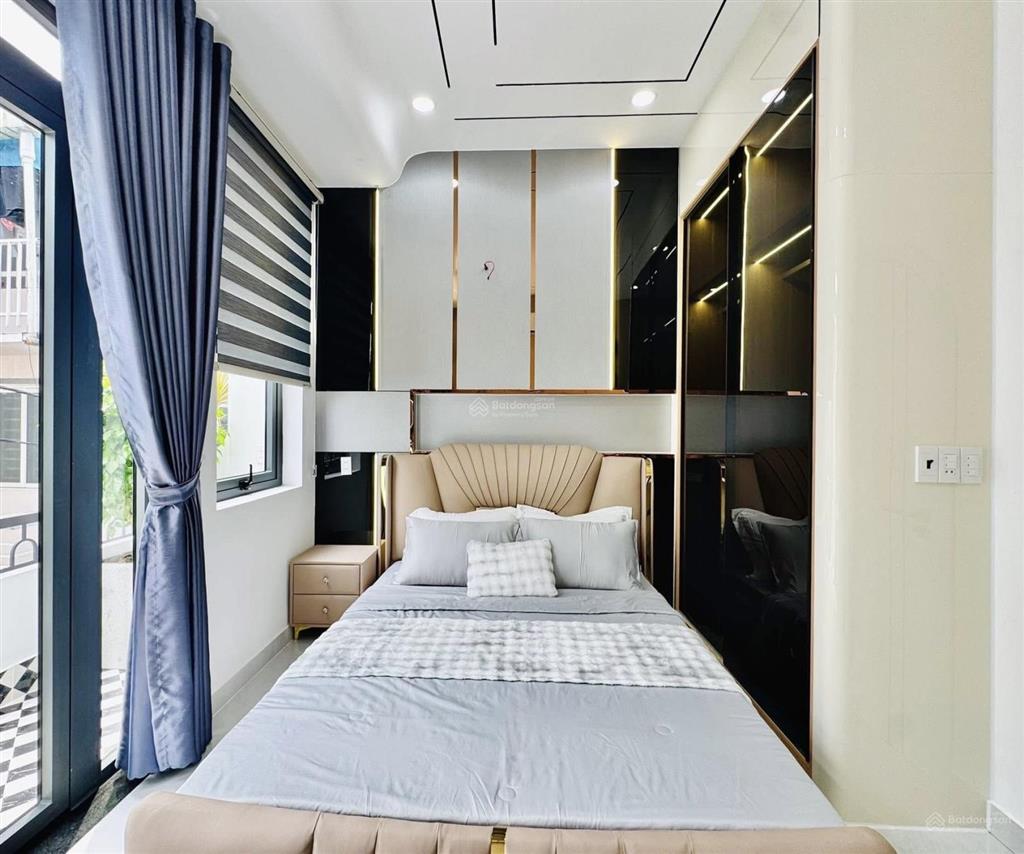 Bán nhà 2 tầng, 51m2 gần chợ cây quéo  hoàng hoa thám, bình thạnh. giá 3 tỷ 620, hẻm xe hơi 5m